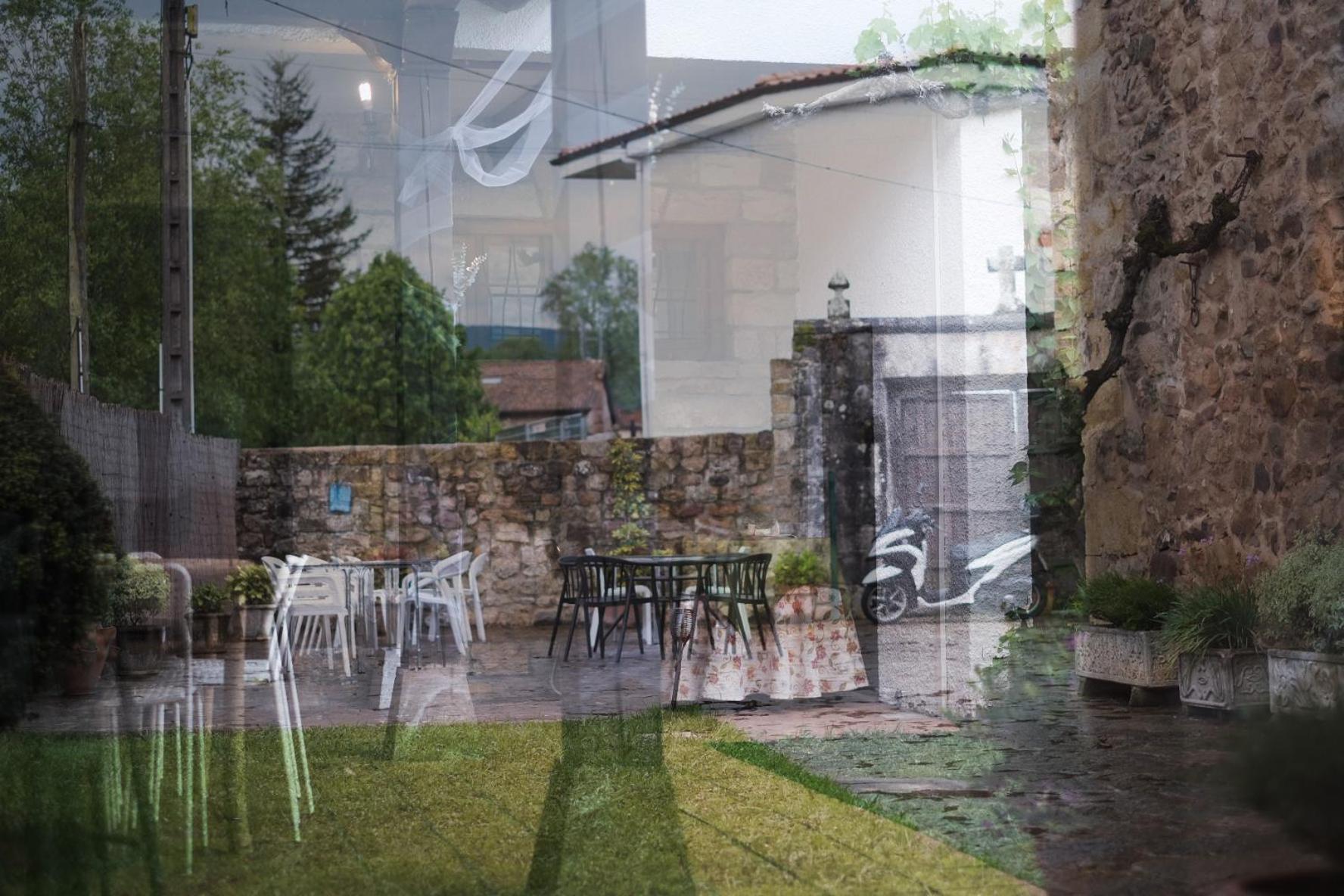 Posada La Estela De Barros Corrales De Buelna ภายนอก รูปภาพ